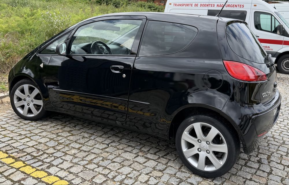Mitsubishi Colt CZ3 Comercial 1.5 Diesel – Económico e Fiável