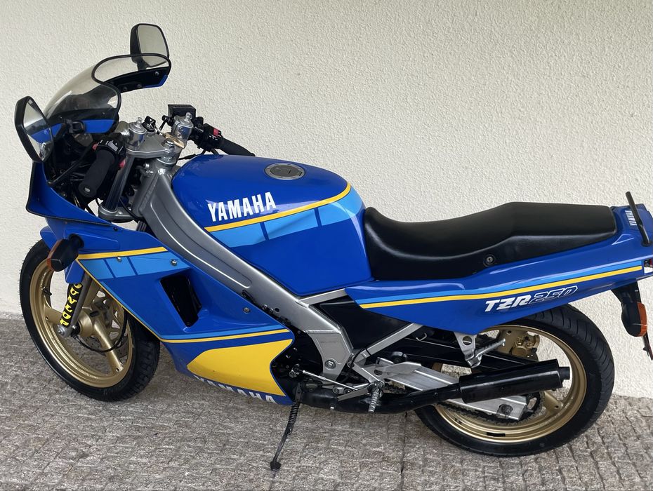 Yamaha tzr” 250”