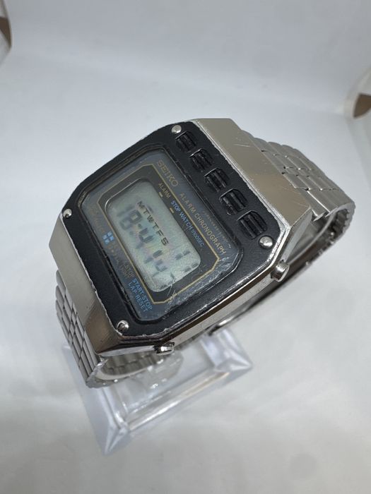 Zegarek elektroniczny Seiko A639 LCD sprawny