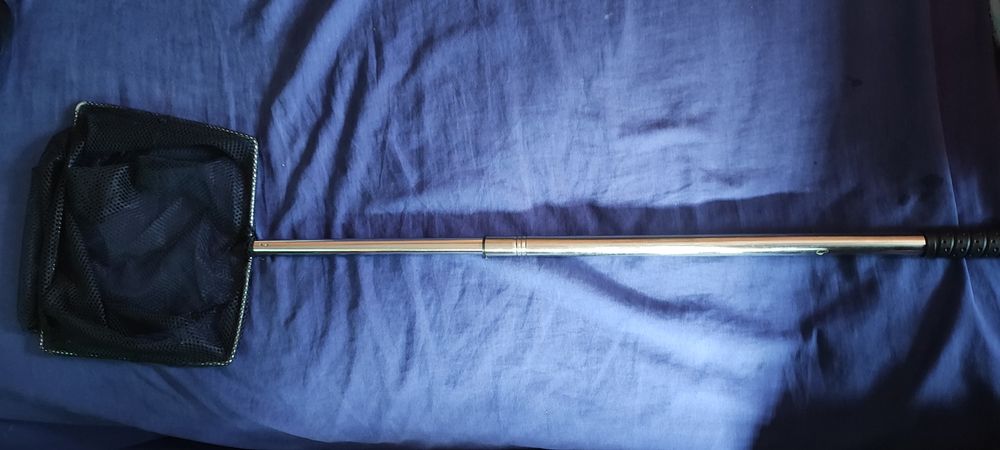 Podbierak teleskopowy do oczka