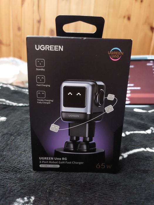 Ładowarka sieciowa UGREEN Uno RG Robot GaN 65W NOWA