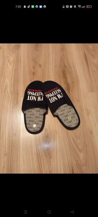 Męskie kapcie z nadrukiem 44