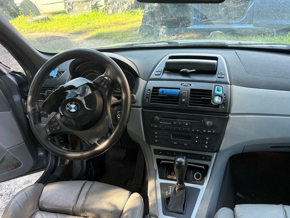 maska klapa silnika bmw x3  3.0 d e83 lak a08/7