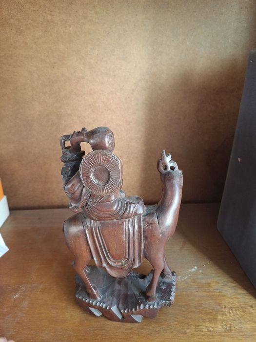 Estatueta oriental antiga