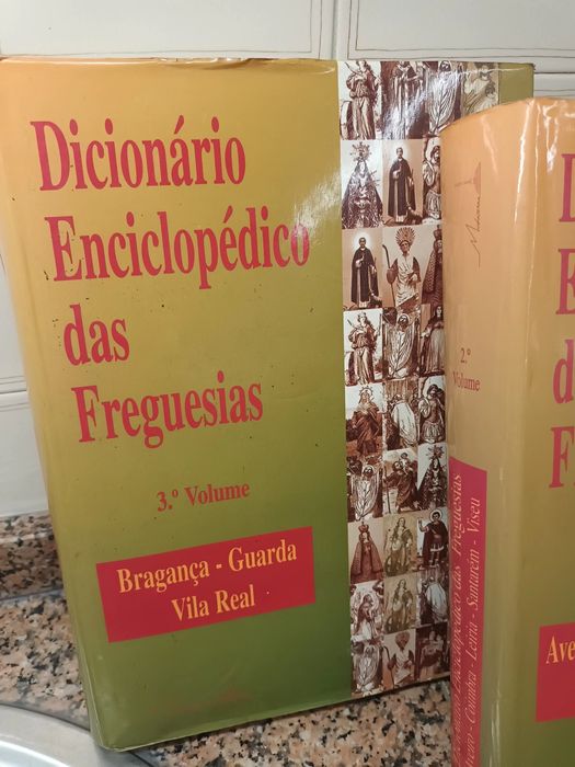 2 dicionários enciclopédias das freguesias