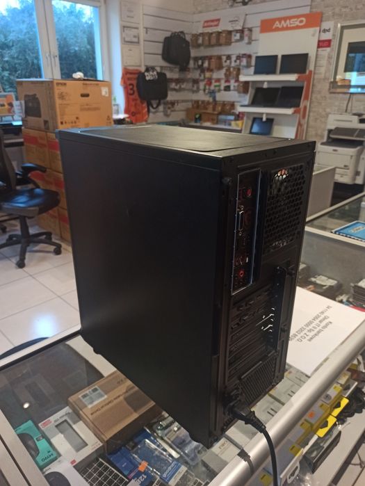 Komputer stacjonarny – Ryzen 5 3600XT ,16 GB RAM ,RTX 2080 ,Windows 11