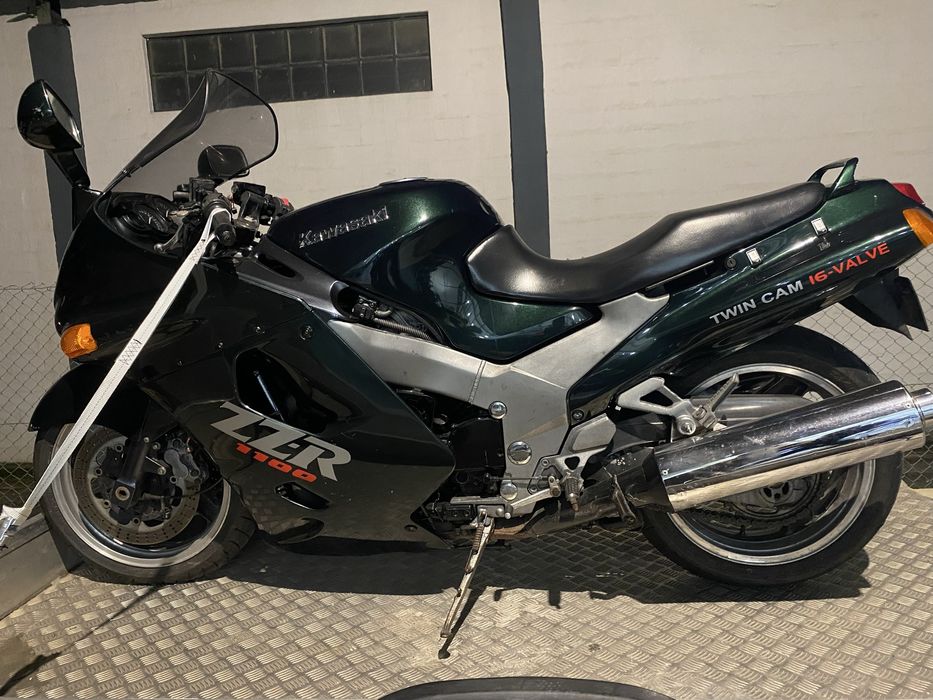 Kawasaki zzr 1100