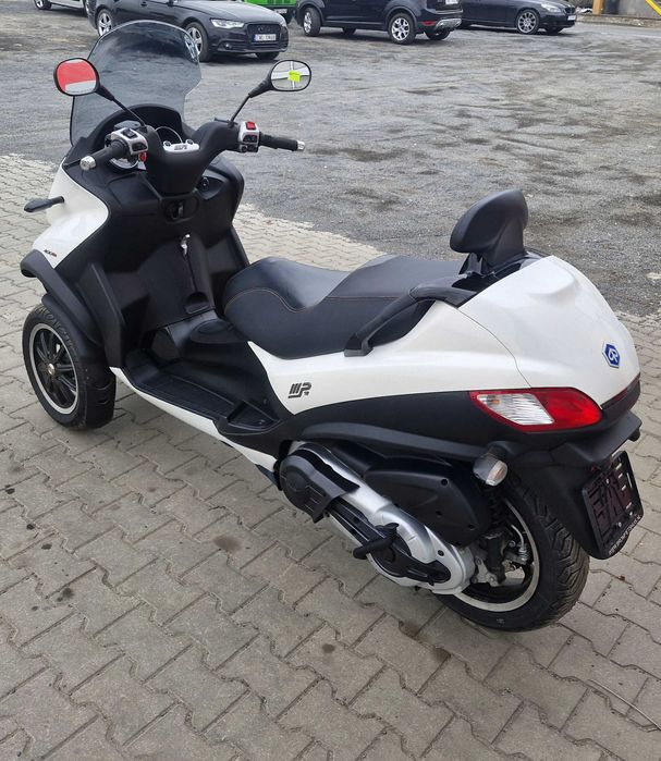 Piaggio MP3 400 , 2011 r. KAT. B   """ IMPORT HOLANDIA """