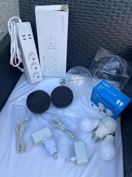 Vendo kit ALEXA + 5 lampadas inteligentes + lampada grande