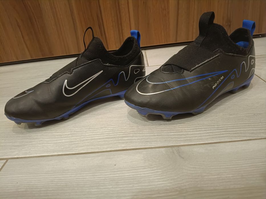 Korki piłkarskie NIKE