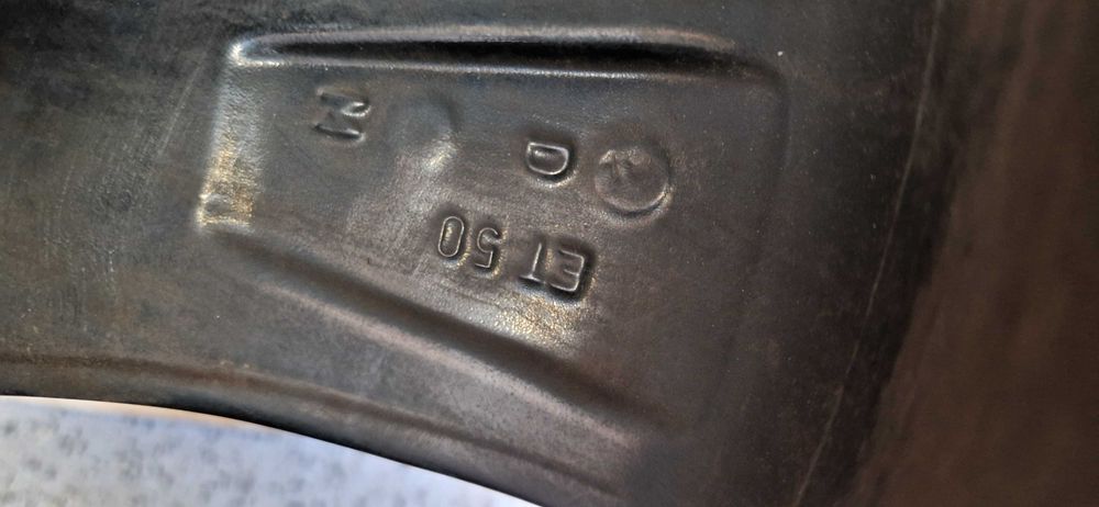 Koła zimowe felgi aluminiowe  Ford focus Volvo v40 17" 5x108