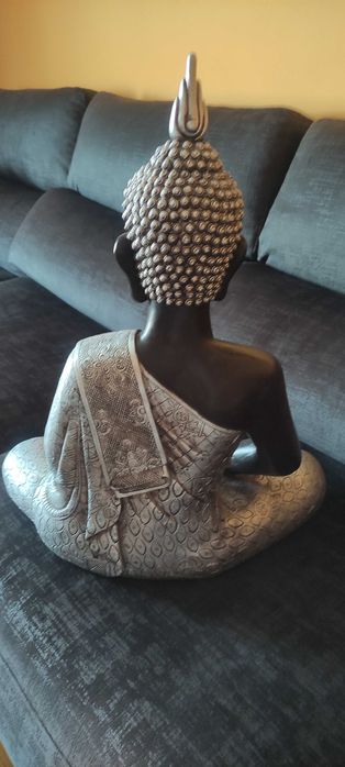 Buda peça bastante grande