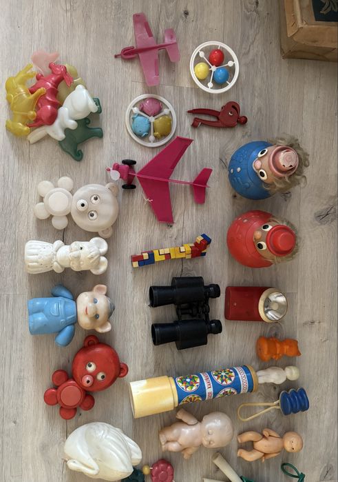 Игрушки по 20 грн