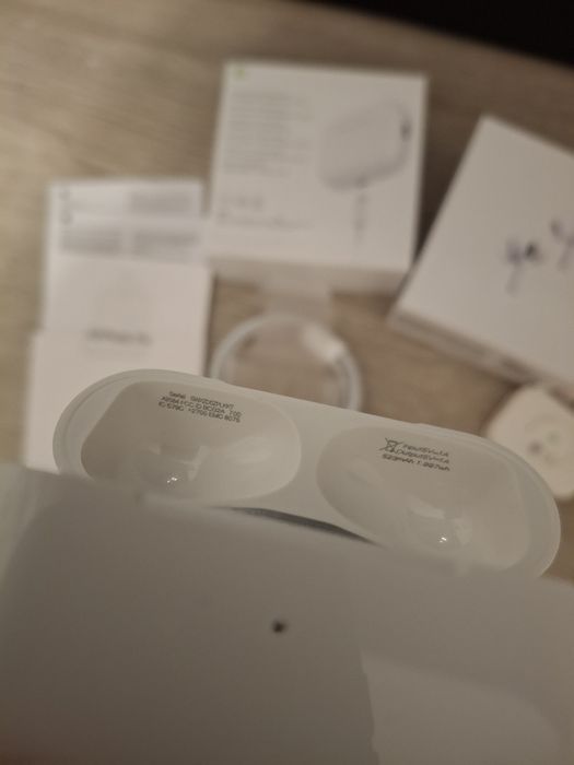 apple airpods pro 2