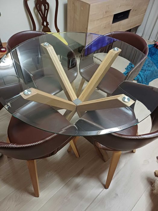 Mesa de jantar redonda