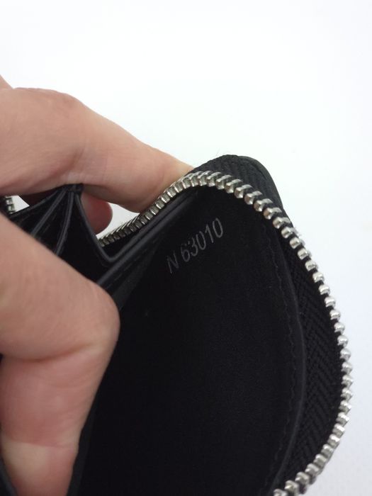 Louis Vuitton Damier Black Pattern Leather Wallet
