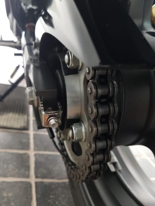 Honda CBR 600F 2011 – 28.000 km – Histórico Honda – Pneus novos