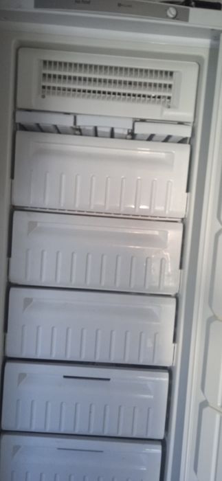 Продам морозильну камеру ціна 8000