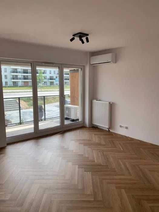 Wynajmę lokal 42m+miejsce garażowe w cenie w świetnej lokalizacji na osiedlu Jar przy rondzie Strobanda – Watzenrodego