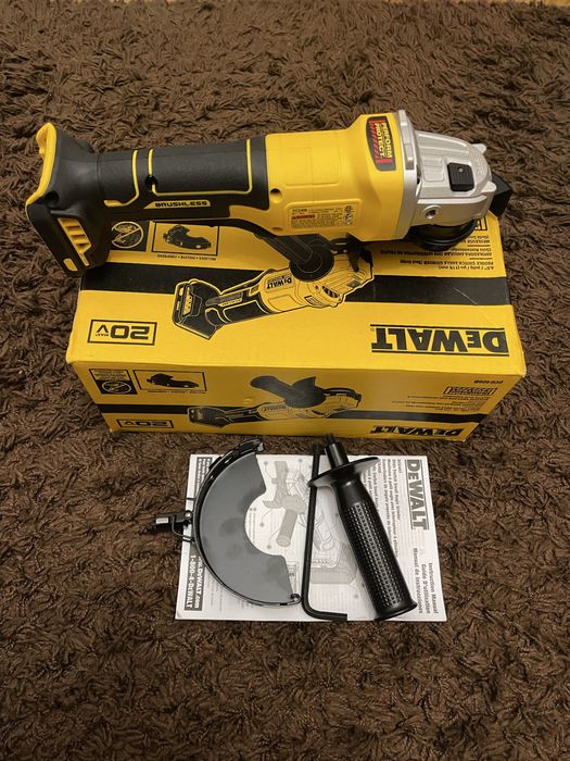 Болгарка DeWalt DCG 408