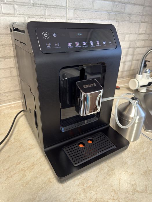 Кавомашина Krups EVIDENCE PLUS EA894Black edition Матова. Вітрина