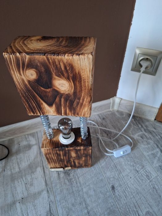 Lampy tworzone ręcznie