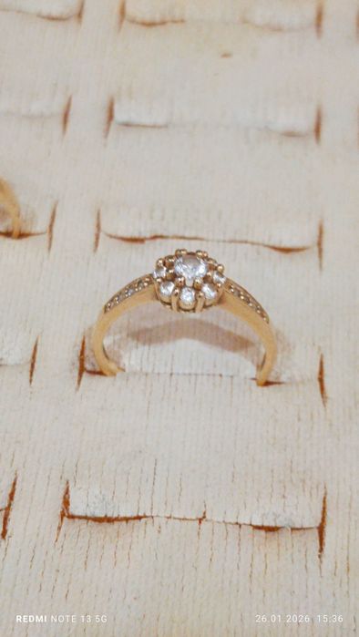 Złoty pierścionek 585