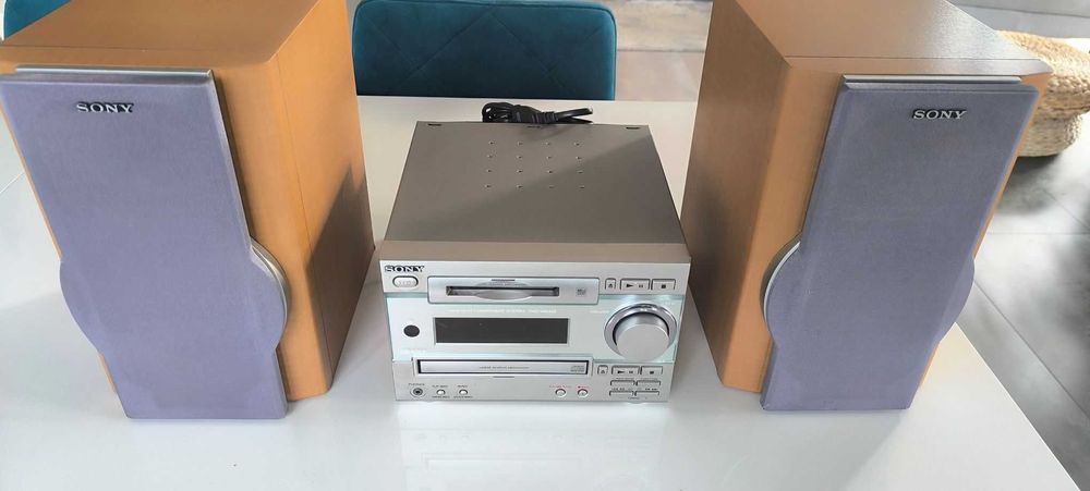 Mini wieża Sony DHC-MD333