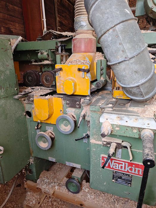 Strugarka frezarka ["DEWALT"] z podajnikiem