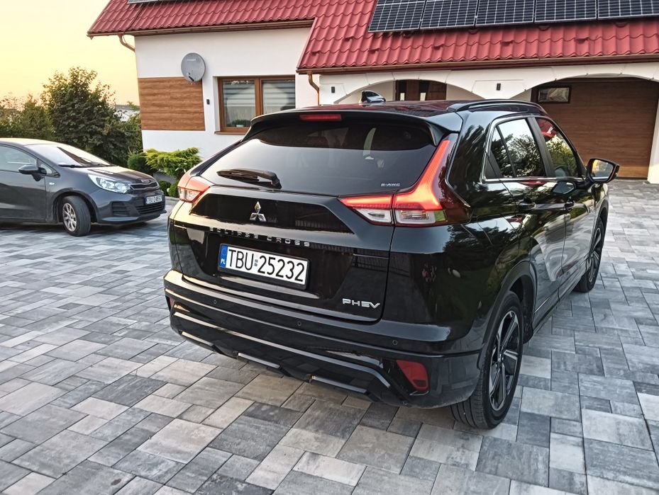 Mitsubishi eclipse cross PHEV 2022