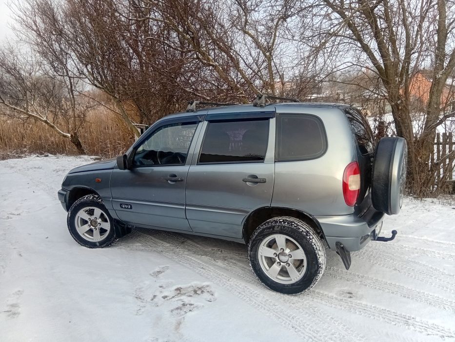 Продам авто ніва шевроле