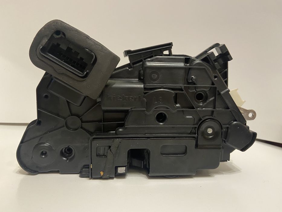 WV Passat B7, Jetta 6 замок передних дверей