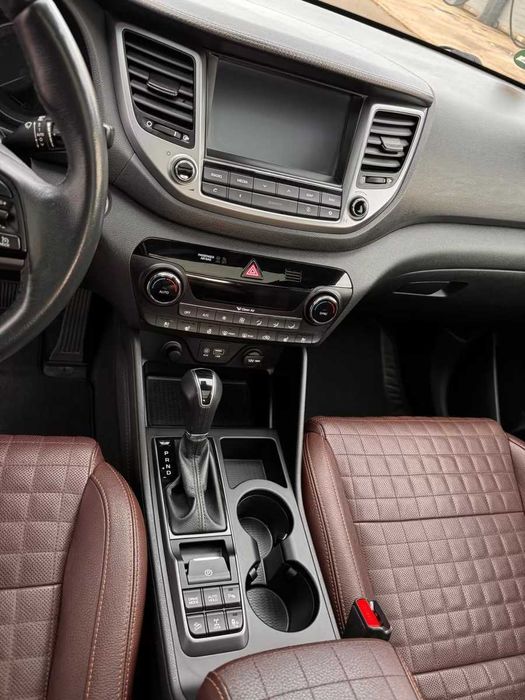 Hyundai TUCSON 2.0 CRDi (185 к.с.) 4WD