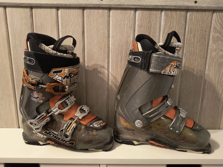 Sprzedam buty narciarskie Nordica 26,5 Hell and Back flex 130