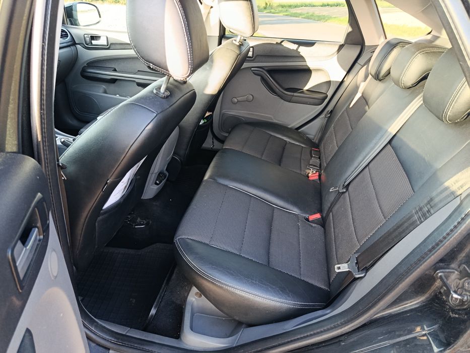 Ford focus 1.8 benzyna LPG zadbany