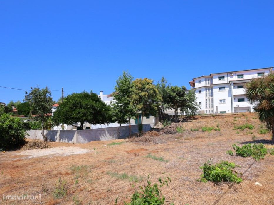 Terreno de Construção Habitacional | 1600m²