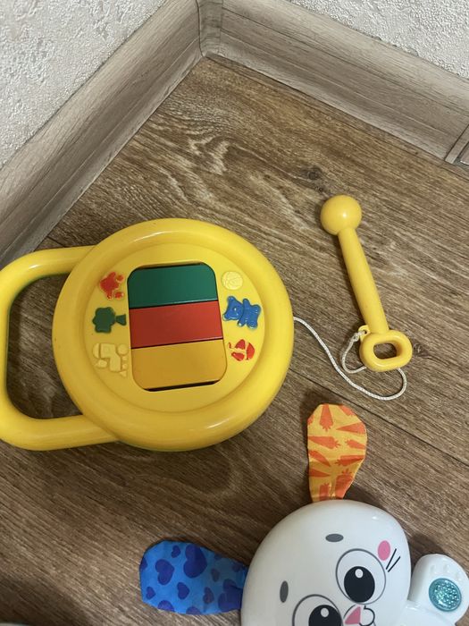 Продам інтерактивні іграшки, абетку.