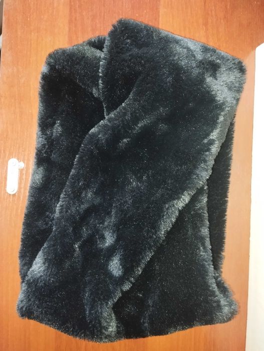 Меховой     снуд