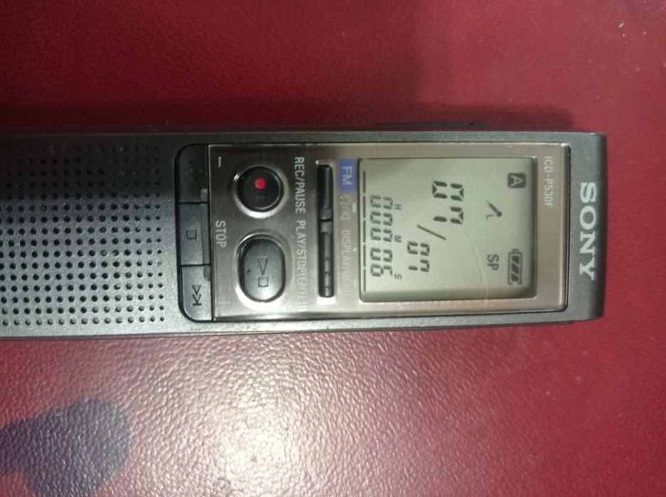 Диктофон Sony ISD-P530F