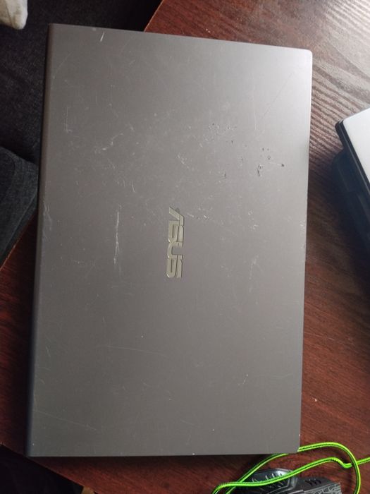 Laptop ASUS 8Gb ram