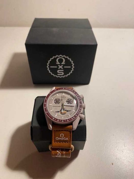 Omega x Swatch Bioceramic Saturn Watch SO33T100 - Lightweight  Durable