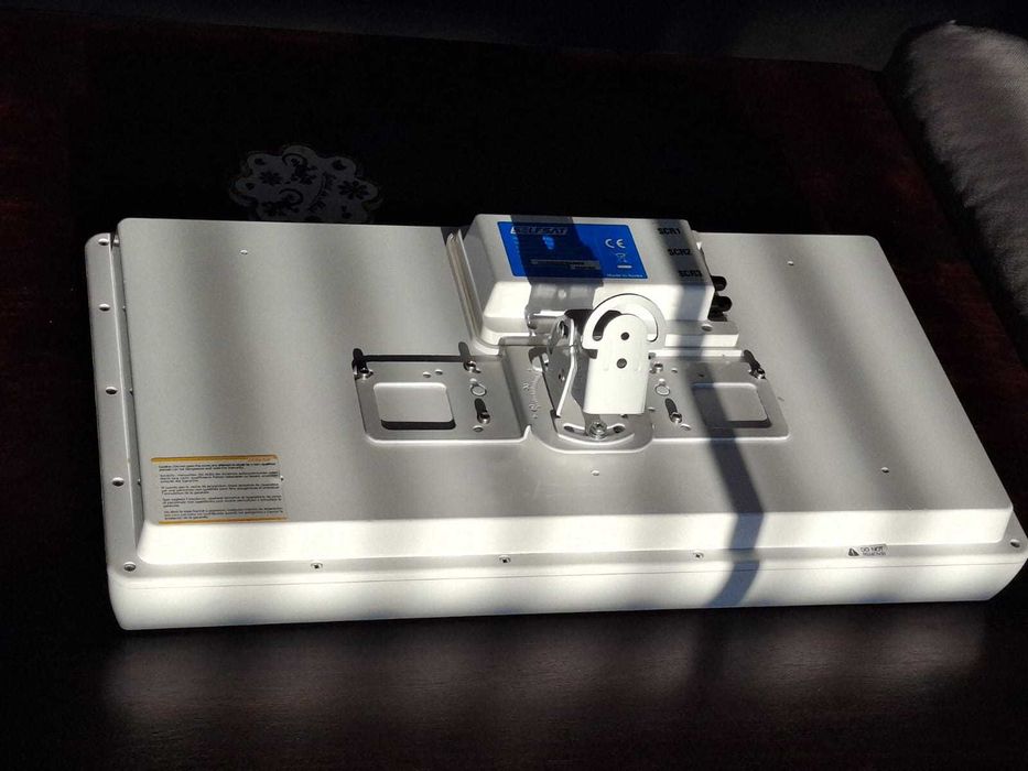 Antena płaska SELFSAT