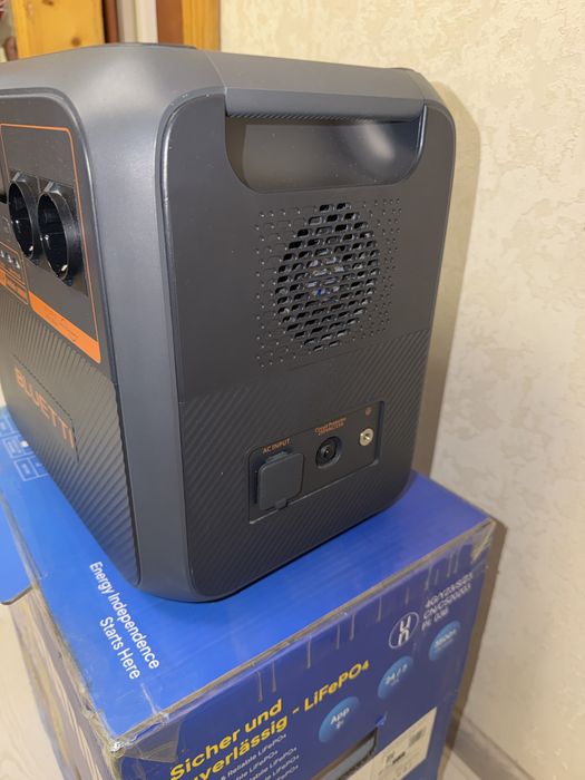 Зарядна станція Bluetti AC180P 14400Wh 1800W