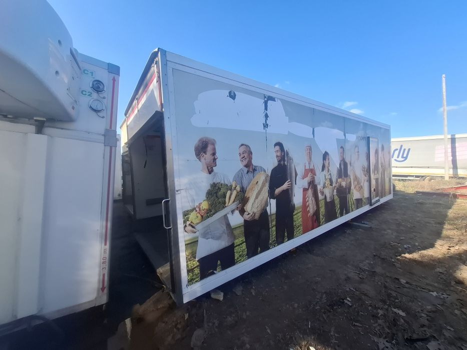 Chłodnia 7.40 pod windę  16rok