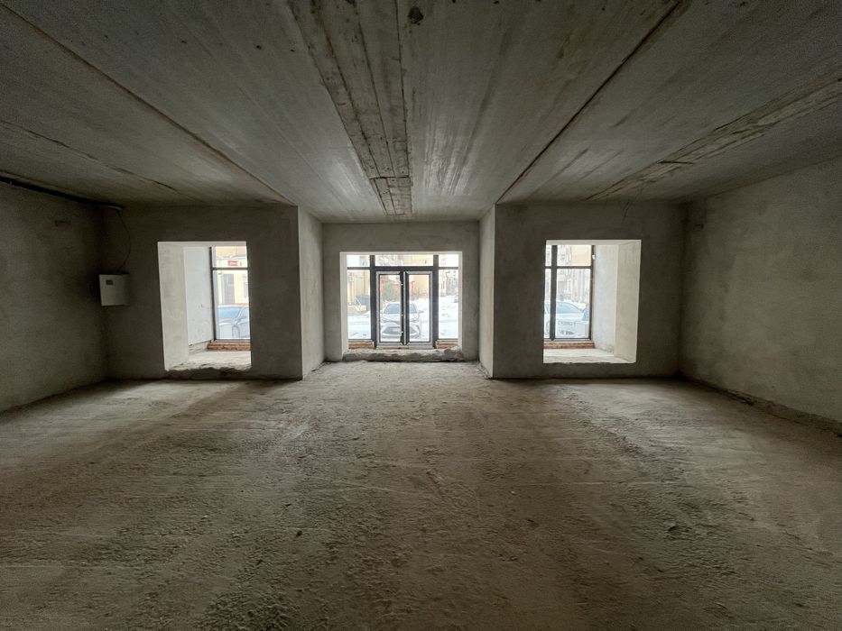 Оренда комерційного приміщення 130м2 вільного призначення Франківськ ЖК Молодіжний