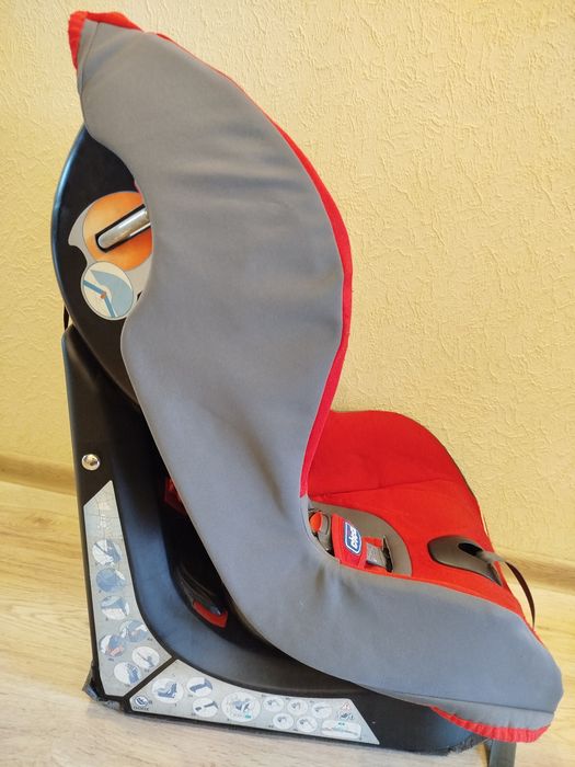 Дитяче автокрісло Chicco Key 1 Isofix