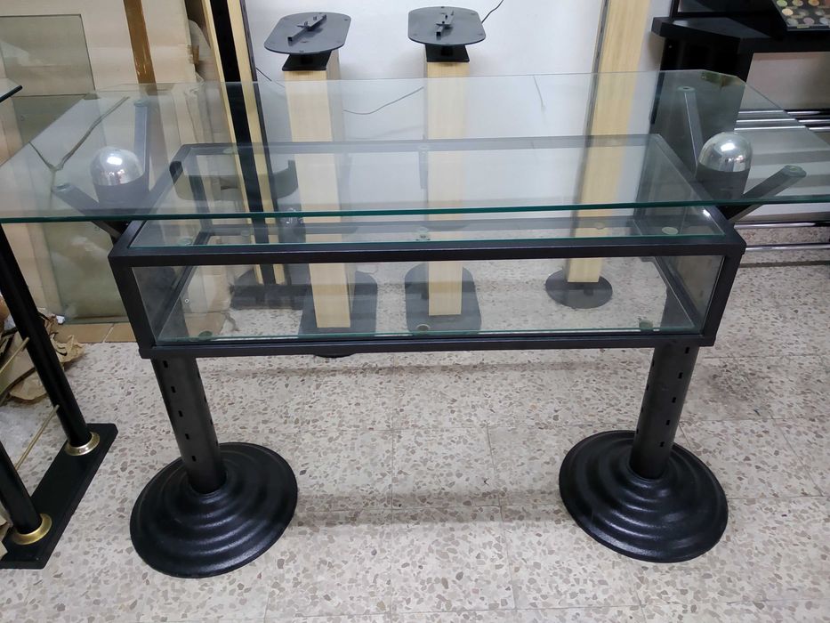 Campanha 2025 Lojas- Expositores, Balcões, Bustos e manequins e mais