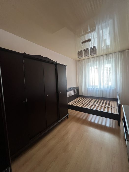 Продам 2 кімнатну квартиру 5-Зарічний будинок 25.