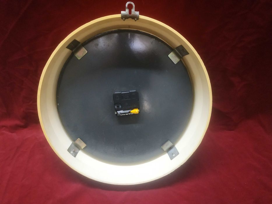 Часы настенные, механичнские. /  Часы "Янтарь" СССР.  Рабочие