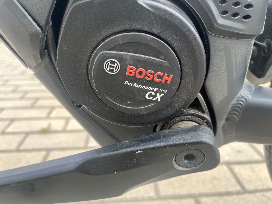 Rower elektryczny Cube